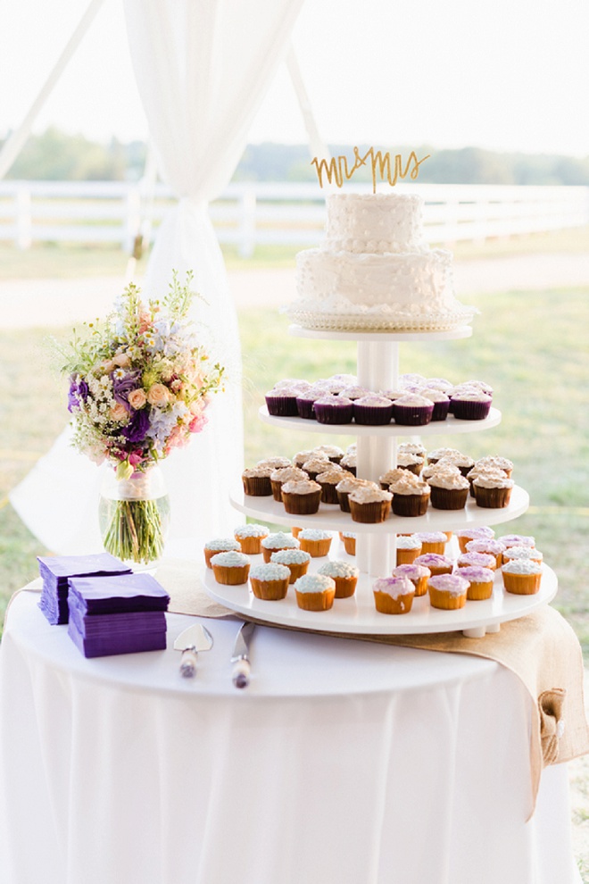 How gorgeous is this cake and cupcake tower? Love!