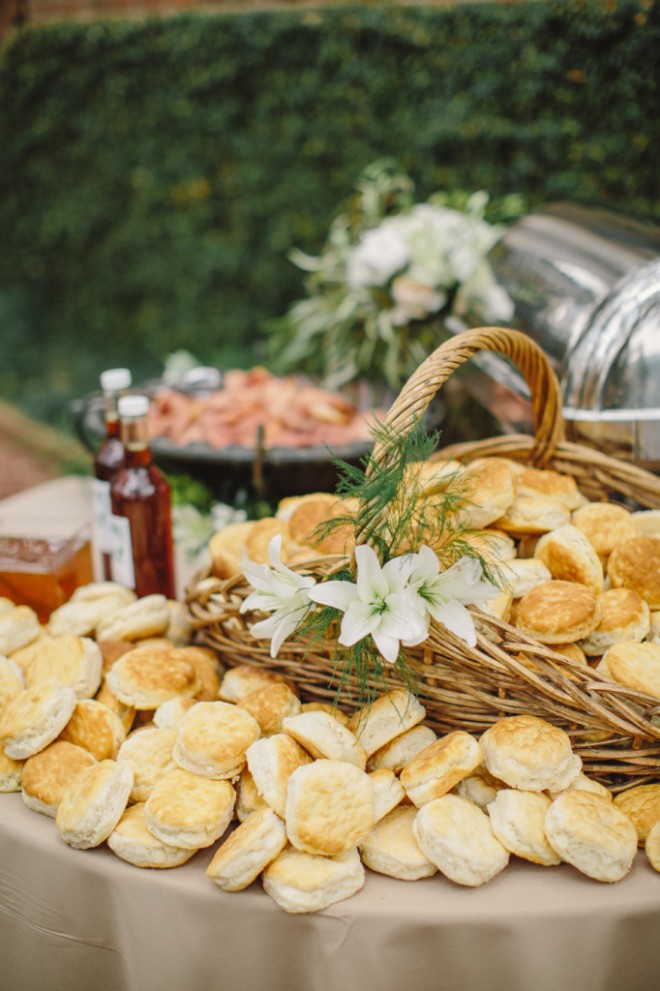 Awesome idea for a wedding biscuit bar!