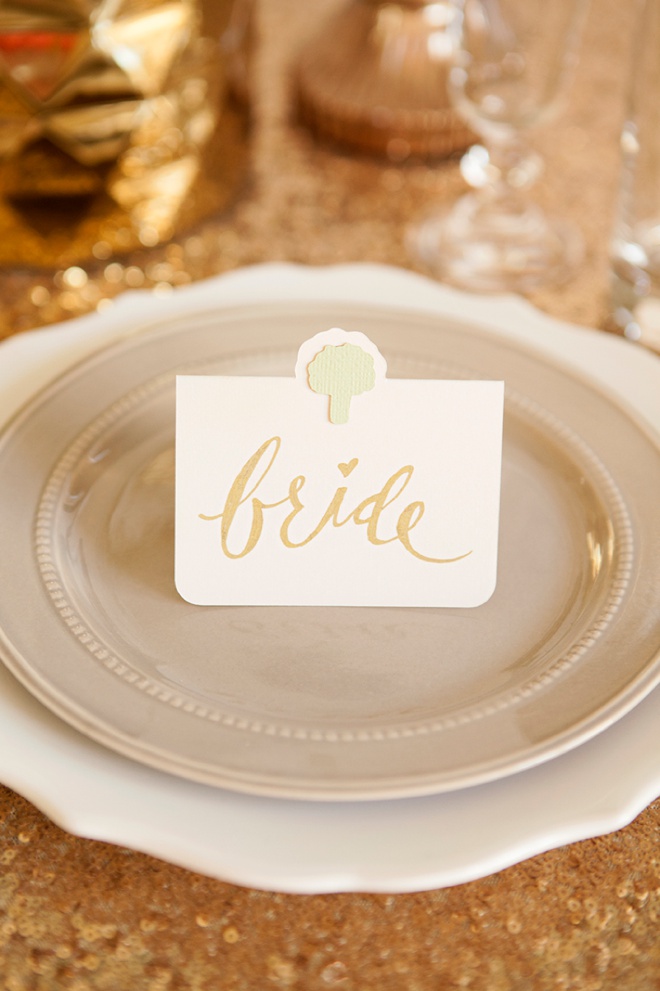 Darling DIY idea for wedding seating cards with each guests choice of entrée!