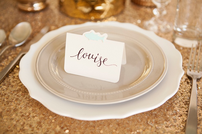 Darling DIY idea for wedding seating cards with each guests choice of entrée!