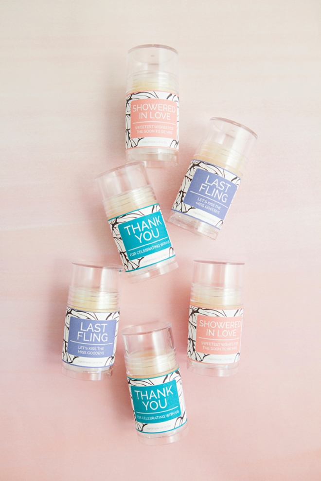 DIY Push-pop Lotion Bars, the kind of favor your guests actually want!