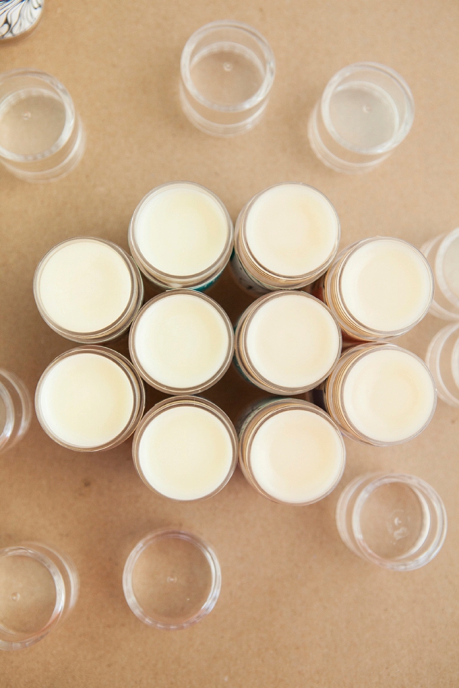 DIY Push-pop Lotion Bars, the kind of favor your guests actually want!