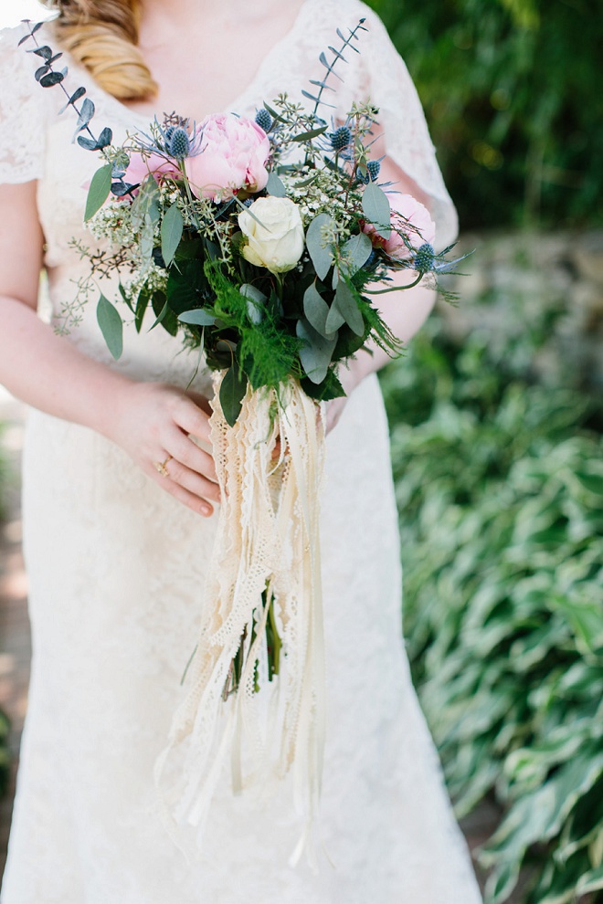 We love this gorgeous bride and her gorgeous boho bouquet!