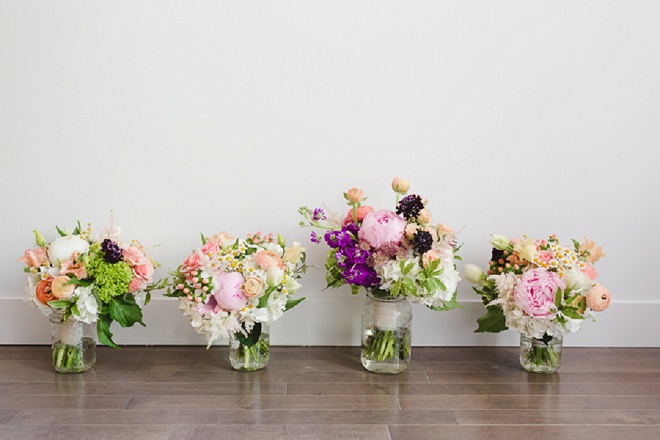 How beautiful and bright are these spring bouquets?! Love!
