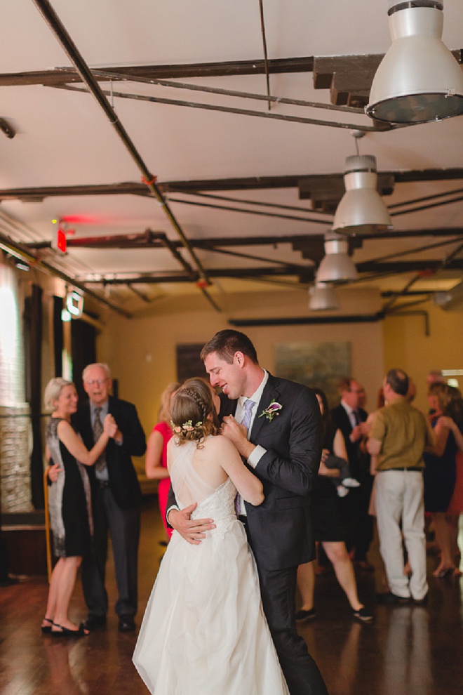 We're swooning over this sweet and fun first dance!