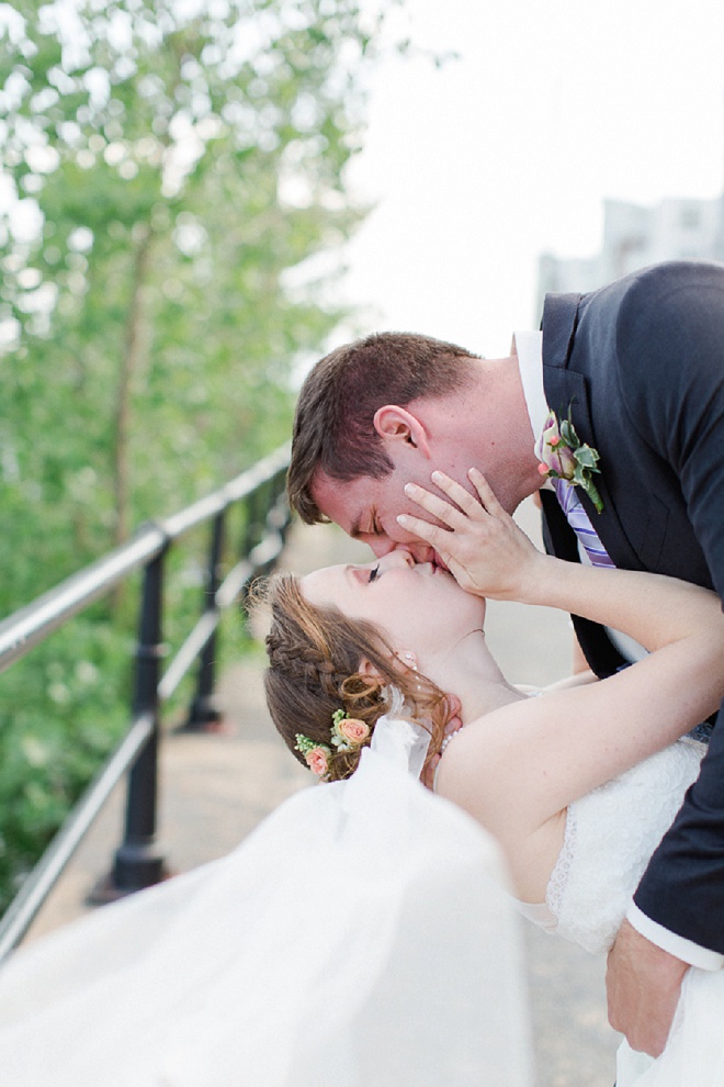 We're loving this gorgeous Bride and Groom at their dreamy outdoor Canadian wedding!