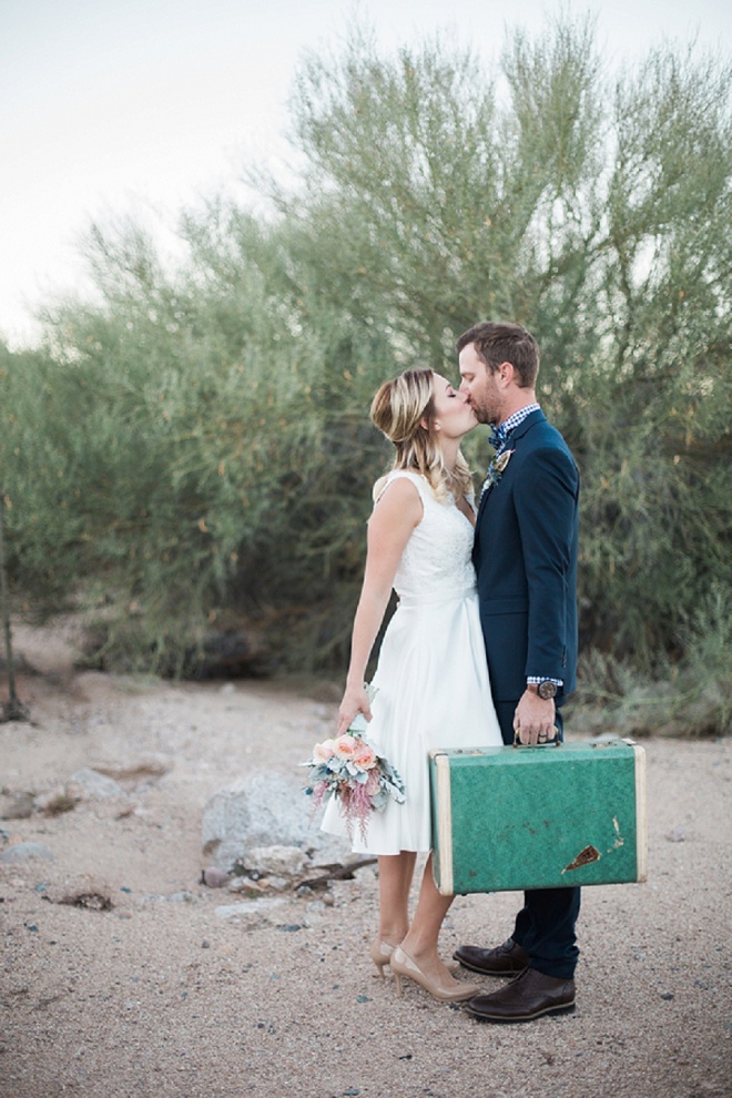 How fun is this retro styled elopement?! Swoon!