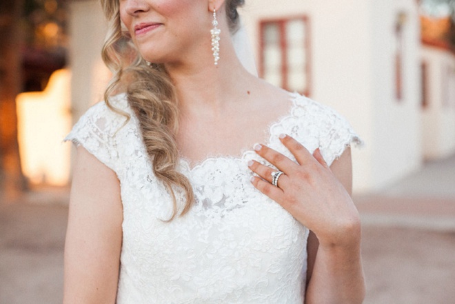 We're loving this gorgeous Bride's wedding style and veil!