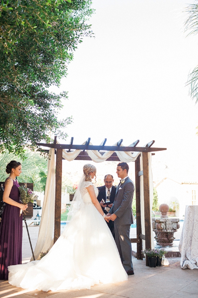 Swooning over this sweet outdoor desert ceremony!