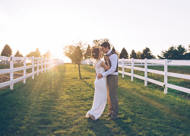 How stunning is this Bride and Groom?! Their barn wedding was one for the books!
