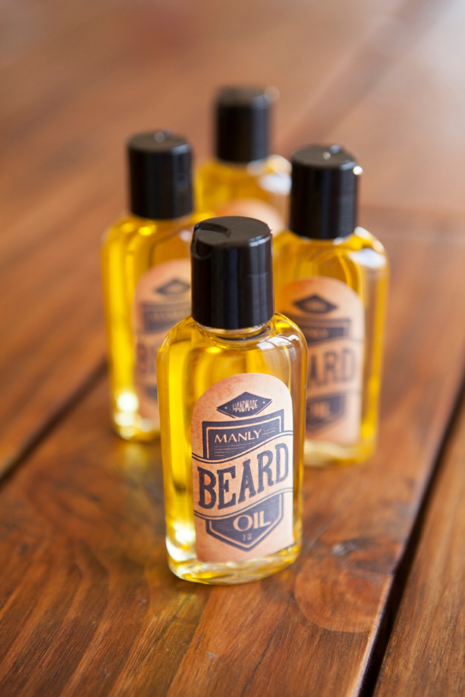 Super easy recipe for making your own beard oil, perfect for groomsmen gifts!