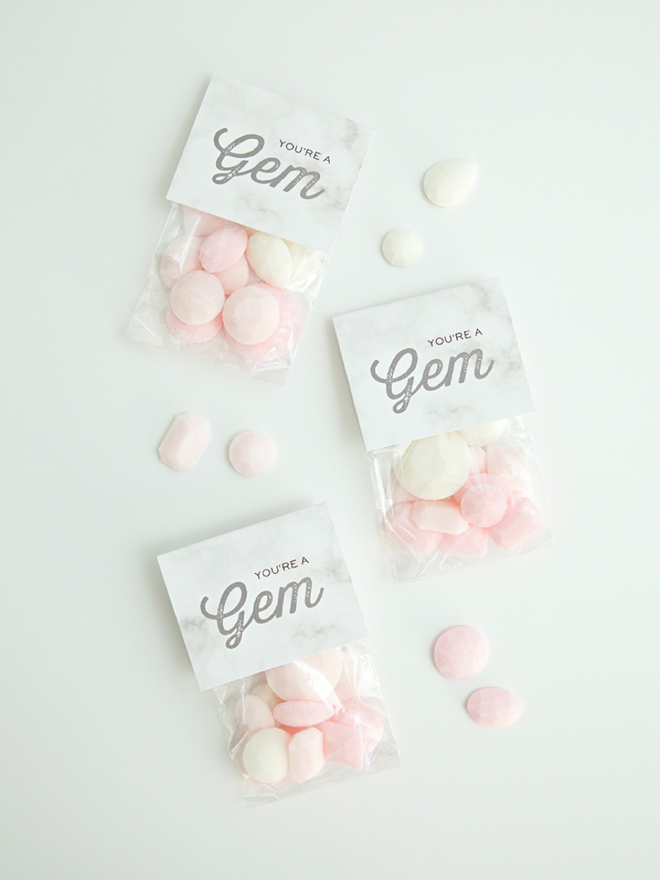 This is the best recipe and tutorial for making gemstone sugar cube favors!