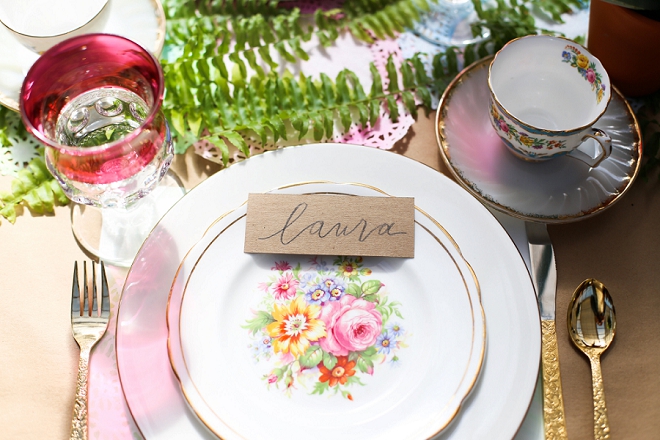 We love this GORGEOUS garden place setting at this bridal shower!