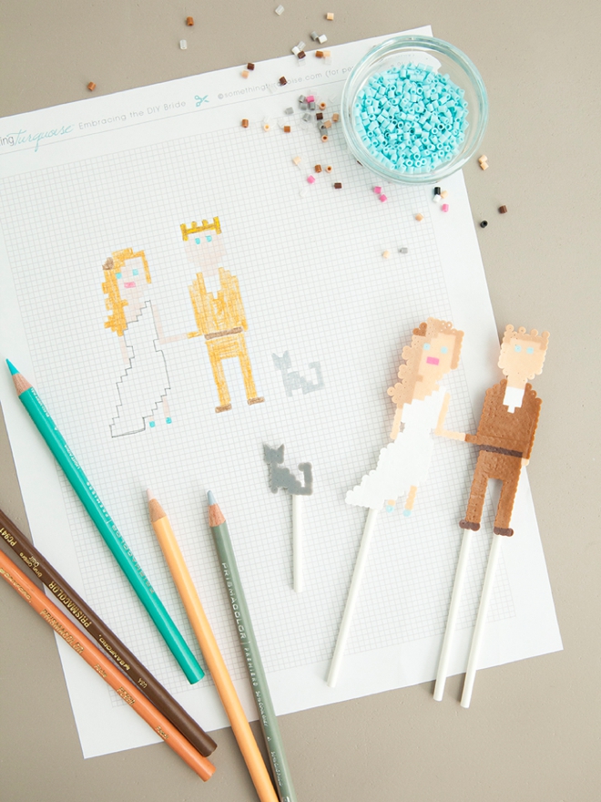 How cute are these mini perler bead wedding cake toppers! So easy to DIY!