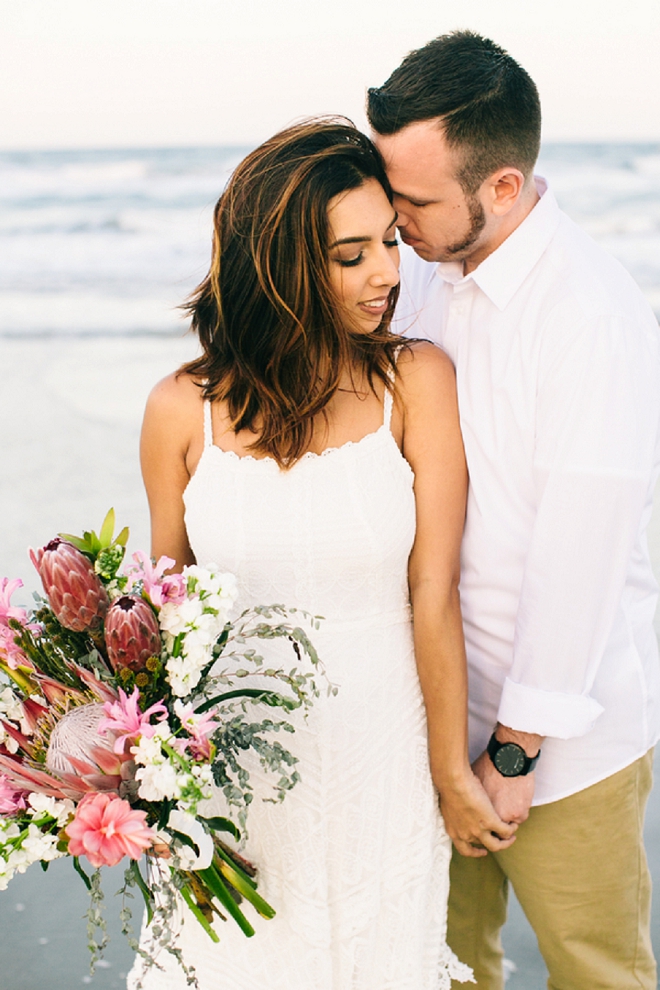 How amazing is this bouquet at this boho anniversary shoot?!