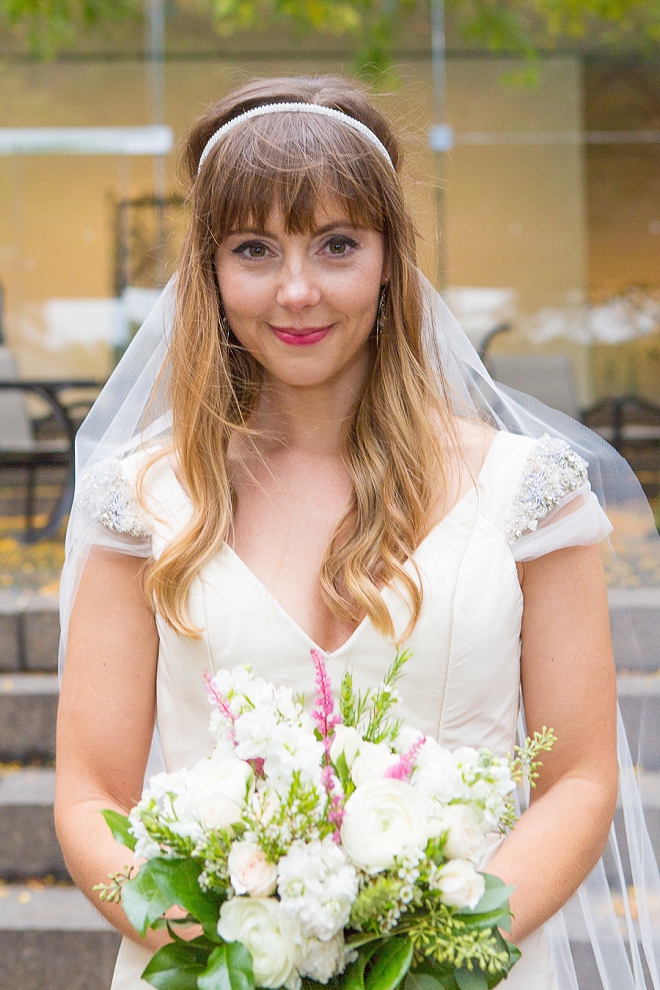 We're loving this sweet Bride's wedding style!