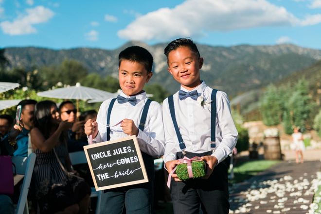 How adorable are these ring bearers?! So cute!!