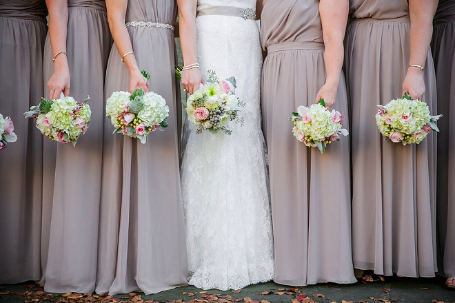 We love the colors of this gorgeous Bridal parties dresses!