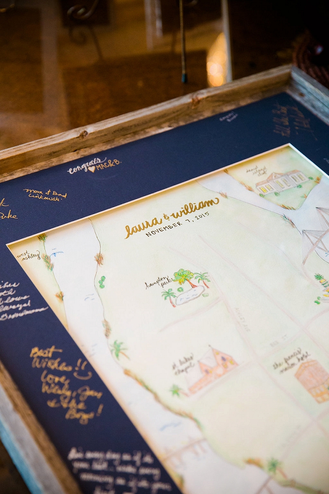 How AMAZING is this handmade guestbook by the Bride?! We're in LOVE!