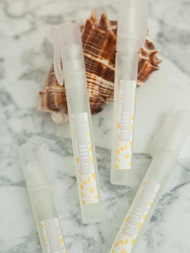 How to make the most darling mini-spray bottles of body oil perfume!