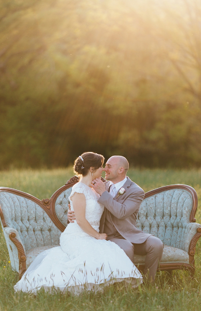 We're in LOVE with this dreamy rustic wedding!
