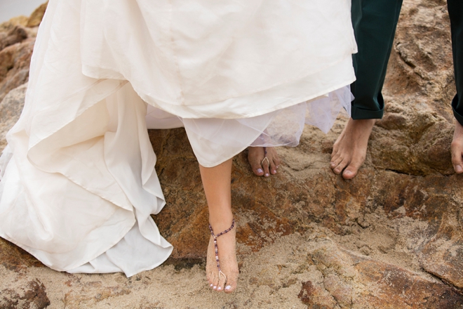 How to make your own adorable, barefoot beach wedding sandals!