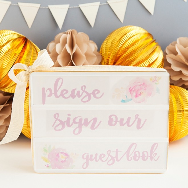 Learn how to print your own custom sayings for the Heidi Swapp Lightbox!