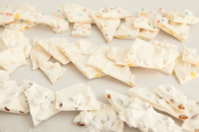 We've got the best chocolate bark recipes and it's so easy a 5 year old could make it!