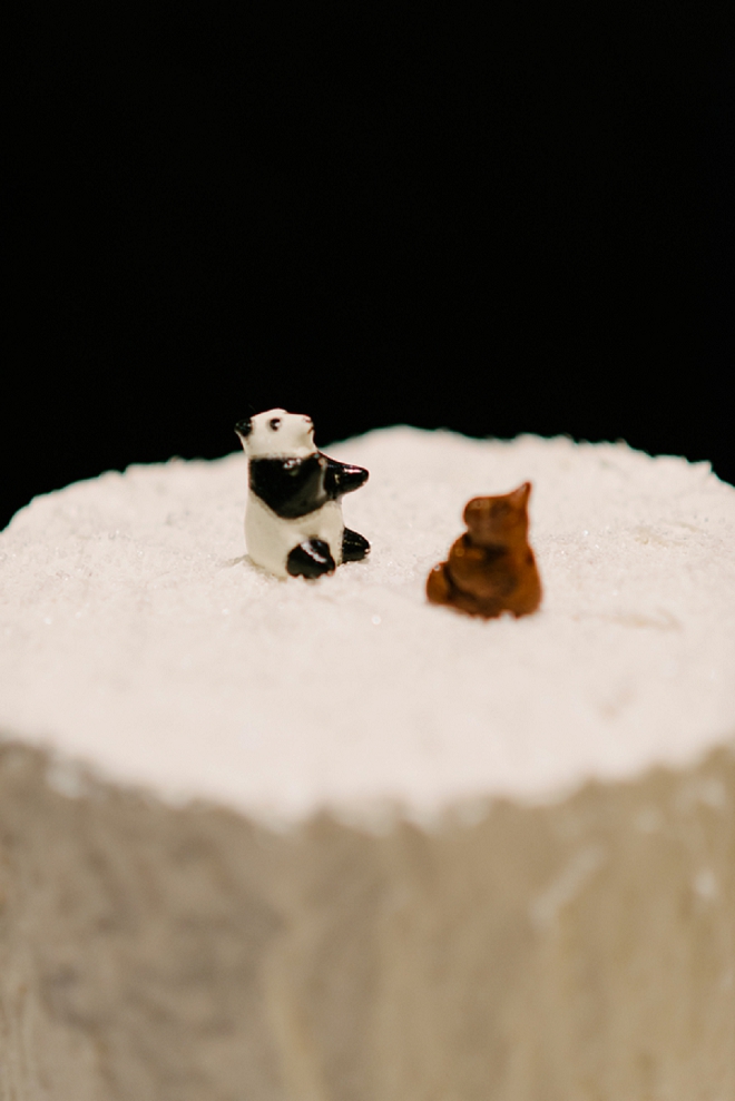 How cute are these cake toppers?! LOVE!