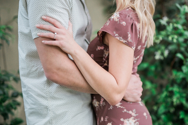 We are swooning over this uber romantic vineyard engagement session!