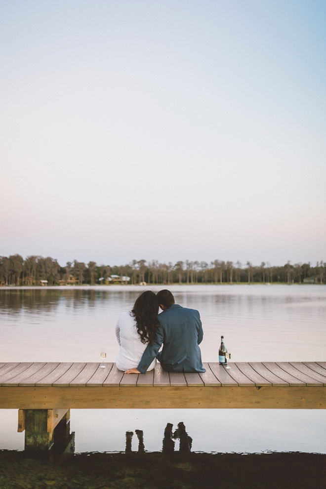 How adorable is this champagne by the lake engagement snap? LOVE!