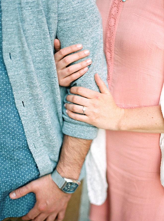 We're swooning at this super sweet Columbus engagement session!