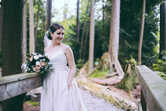 Swooning over this gorgeous Bride and her intimate backyard wedding!