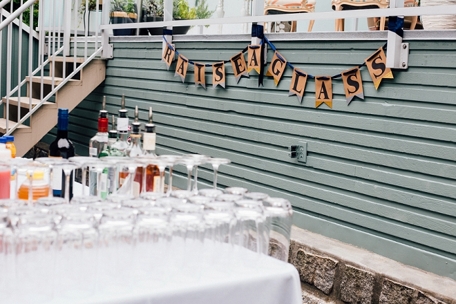 We are in LOVE with this stunning backyard wedding and DIY darling drink bar!