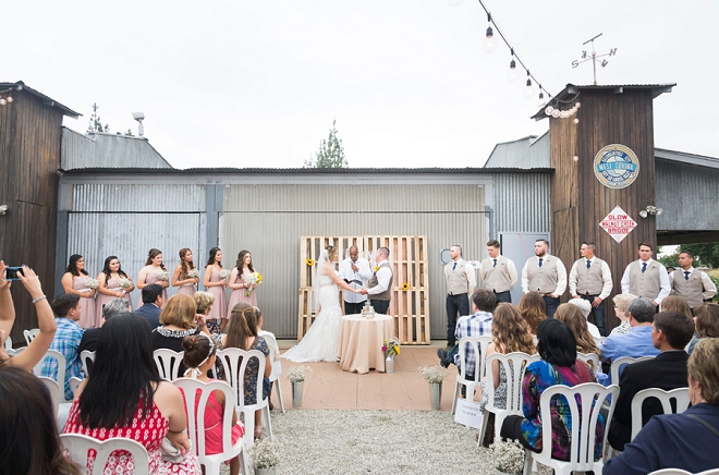 We're crushing on this Bride and Groom's ceremony! So sweet!