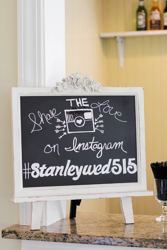 We love this couple's classic styled wedding and fun Instagram sign!