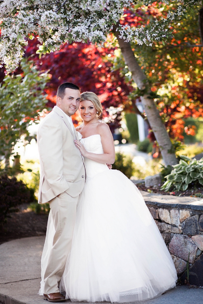 We love this darling couple and their classic wedding day style!