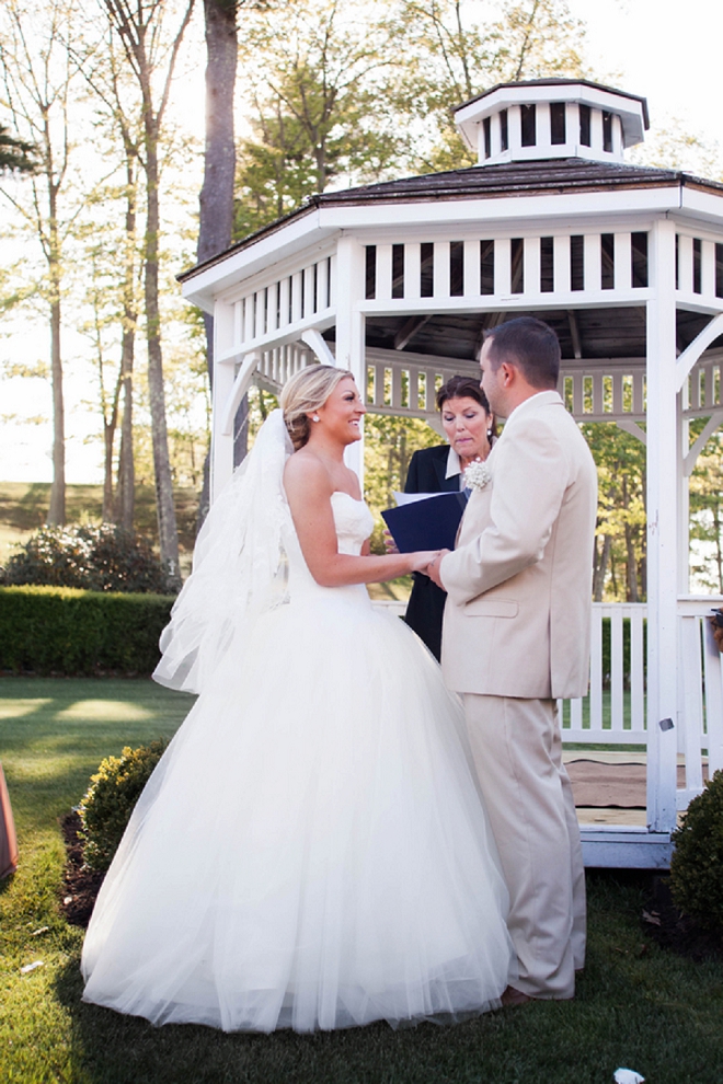 Swooning over this couple's super sweet ceremony and first kiss!