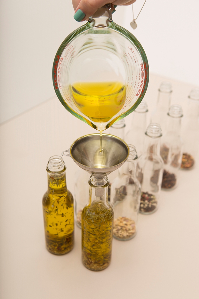 Learn How Easy It Is To Infuse Your Own Olive Oil As Gifts