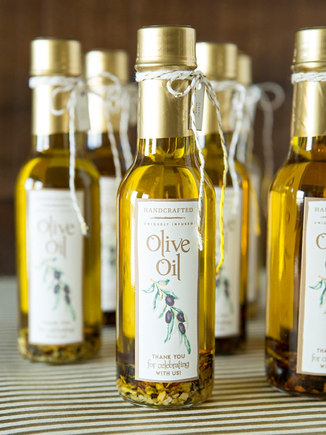 Wow Your Guests With These DIY Infused Olive Oil Wedding Favors