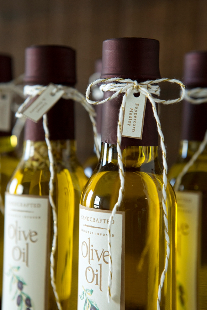 Learn how easy it is to make your own infused olive oil holiday gifts!