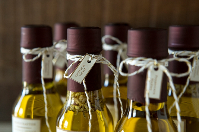 Wow Your Guests With These DIY Infused Olive Oil Wedding Favors