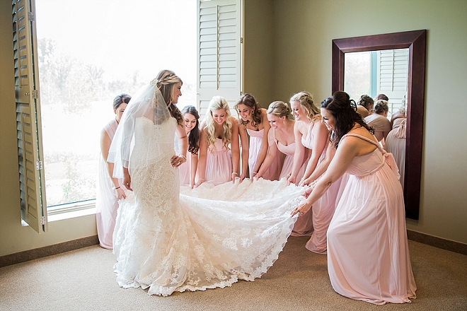 We love this photo of the Bride and her bridesmaids before the ceremony!