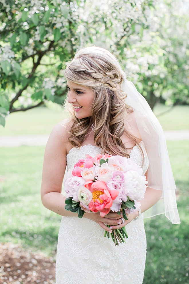 We're loving this stunning Bride before the ceremony!