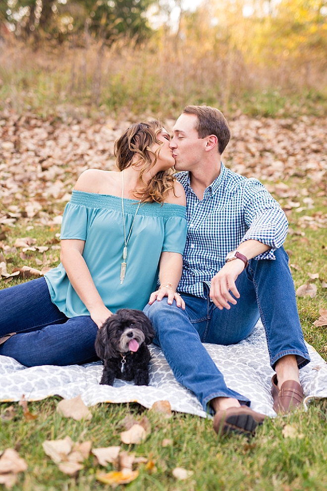 How darling is this engagement shoot and pup?! LOVE!