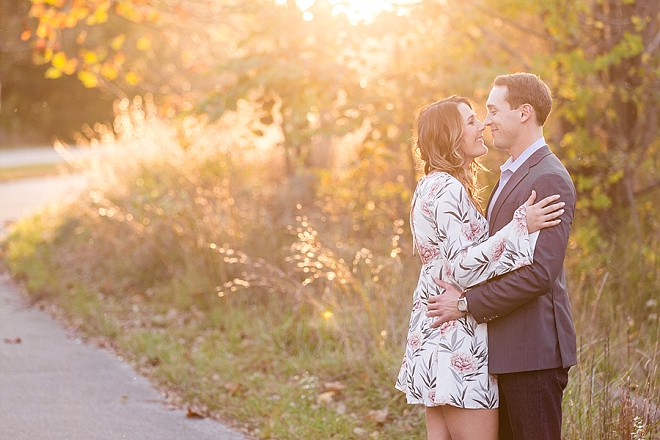 We're swooning over this super romantic engagement session!