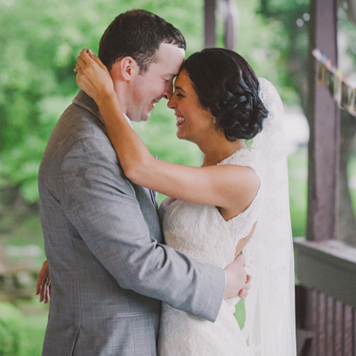 We're crushing on this dreamy lakeside wedding!