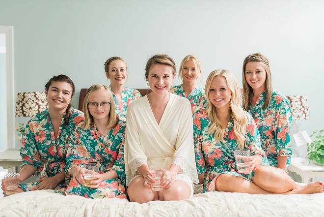 We love these fun snaps of the Bride and her Bridesmaids getting ready!