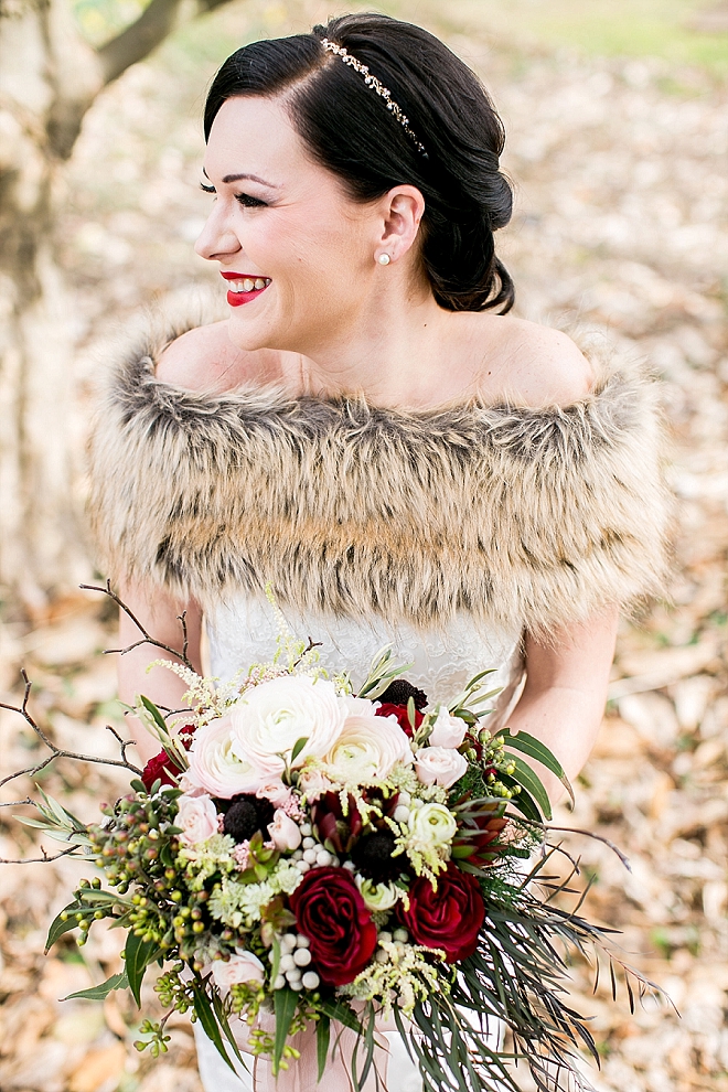 We're crushing on this Bride's stunning bouquet at this styled wedding!
