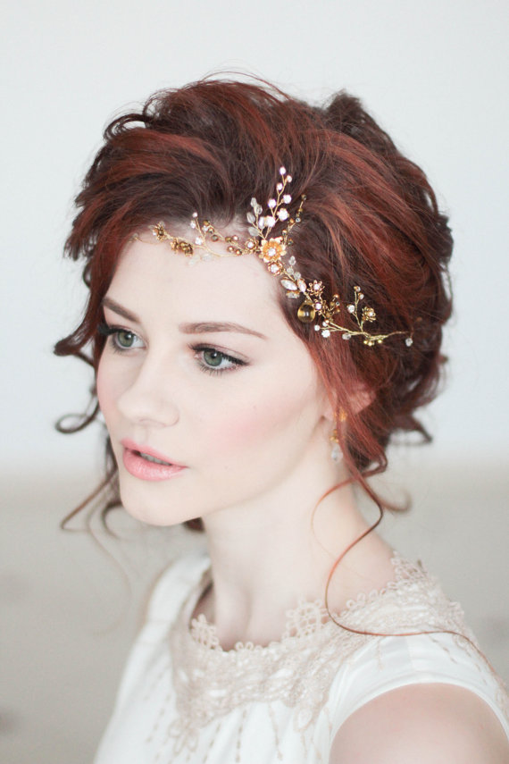I love the softness of this feminine bridal makeup! 